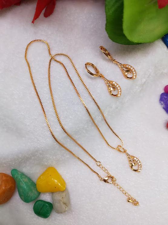 Delicate Pendent Chain Earring Set