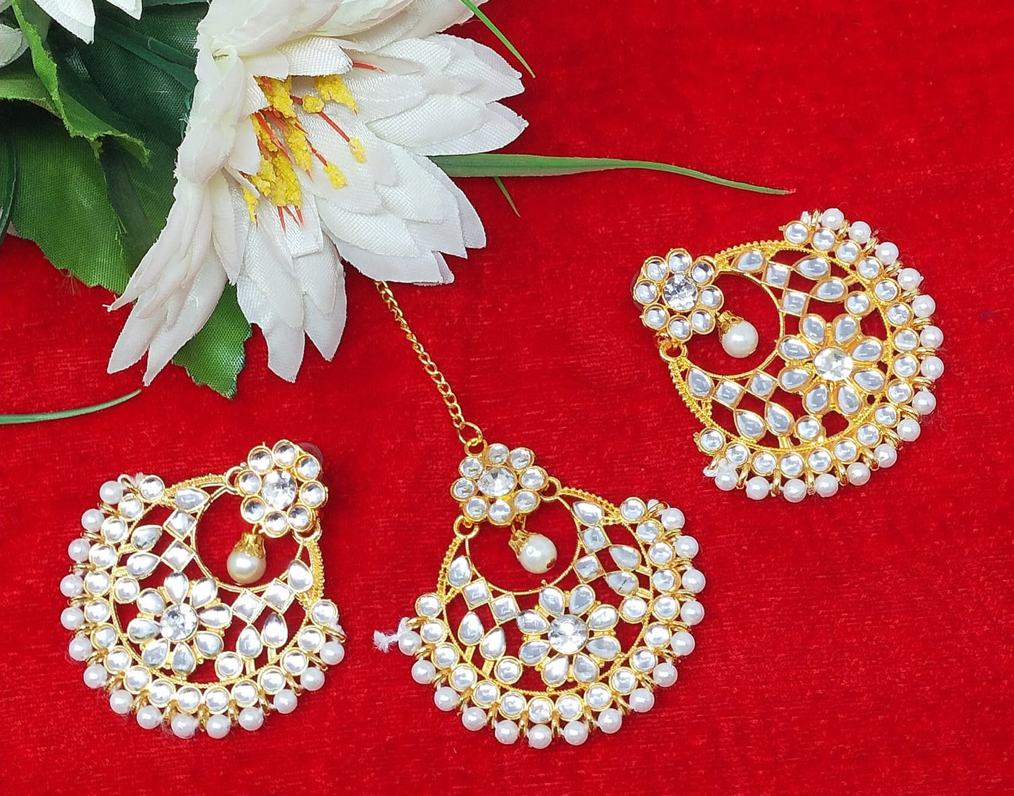 Maang Tikka Earrings Set