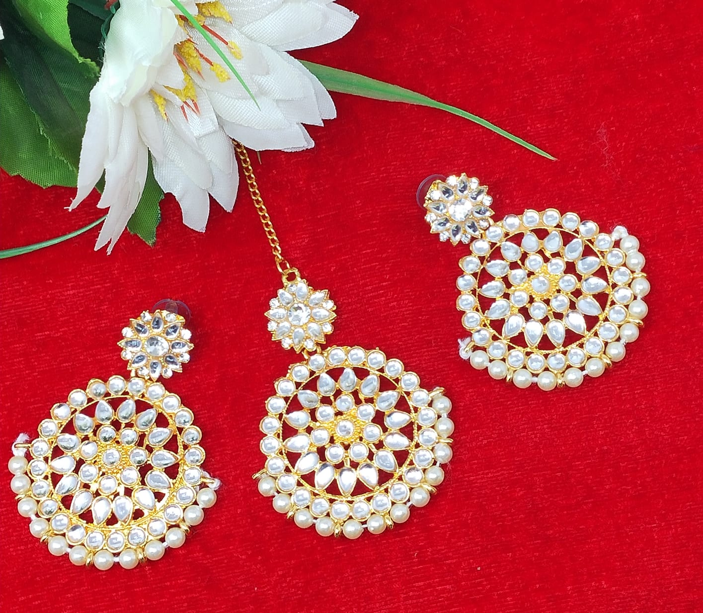 Maang Tikka Earrings Set