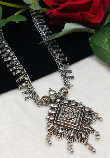 Chic German Silver Fashion Necklace