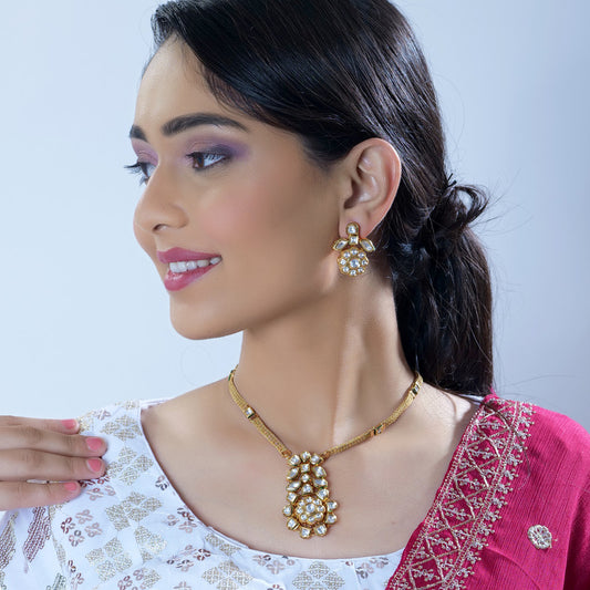 Modern with Traditional Touch Kundan Jewelry Set