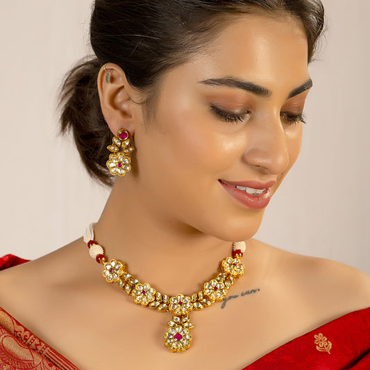 Unveiling Luxury Kundan Jewelry Set