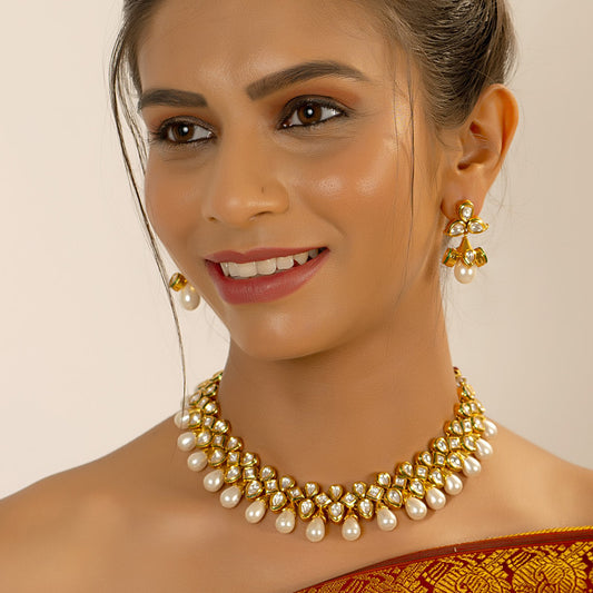 Handcrafted Beauty Artisanal Kundan Collection Jewelry Set