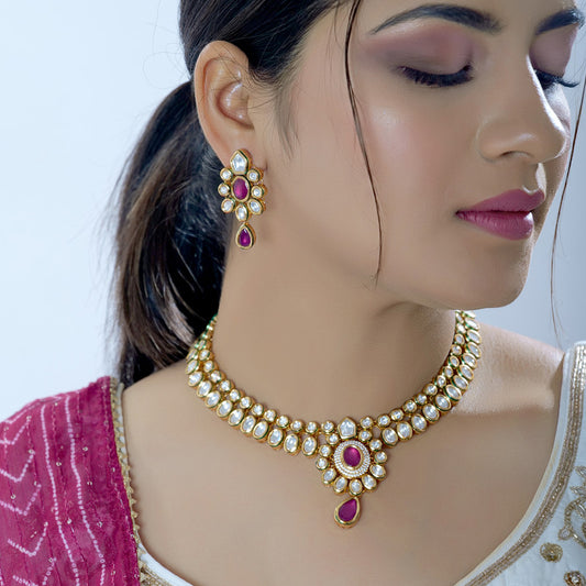 Regal Kundan Jewelry Jewelry Set