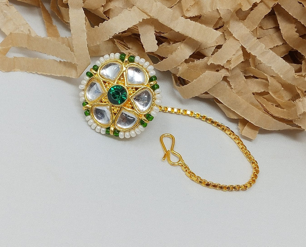 Captivating Rajputi Borla Maang Tikka: Cultural Chic